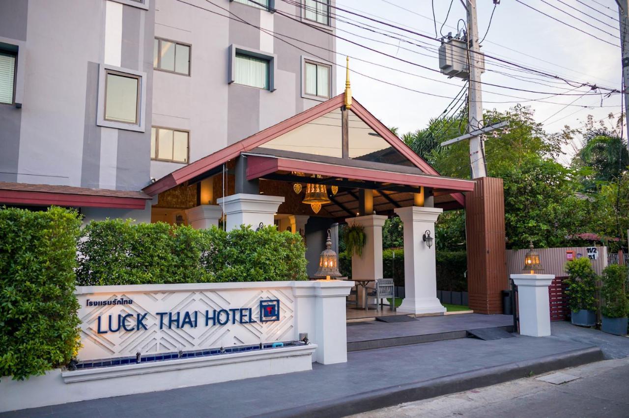 Rux Thai pensión Chiang Mai Exterior foto